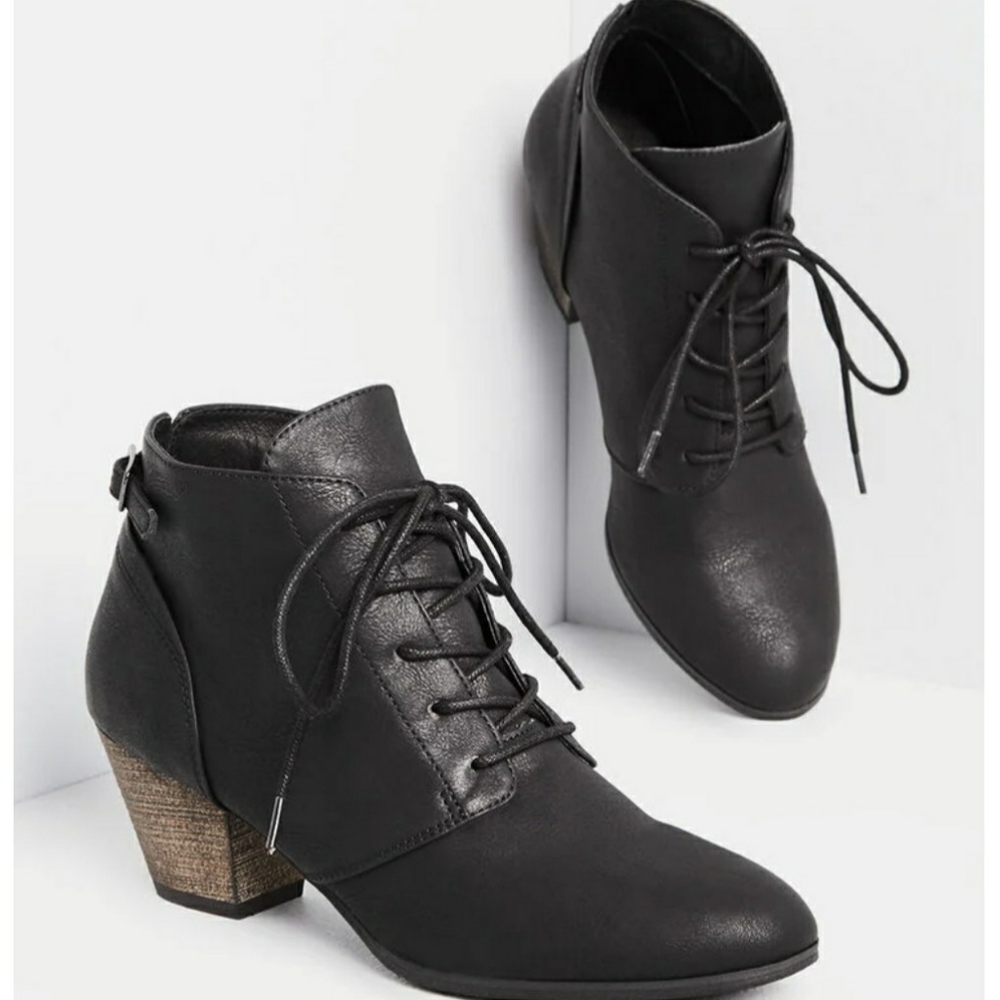 BNIB Black Booties